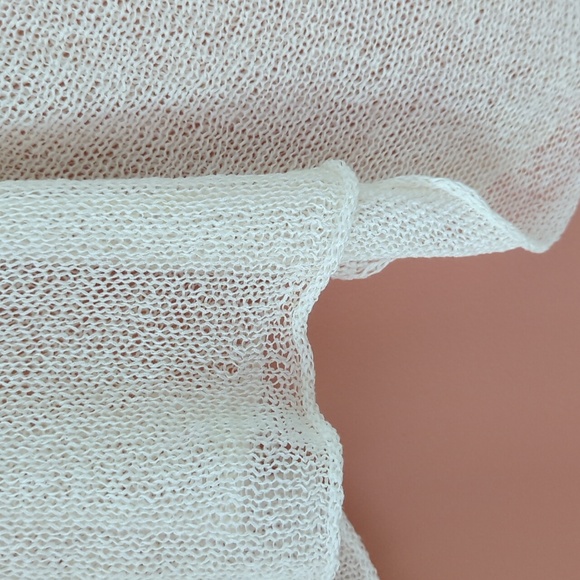 Eileen Fisher Cream Mesh V-neck Asymmetrical Top Size L - Picture 5 of 7